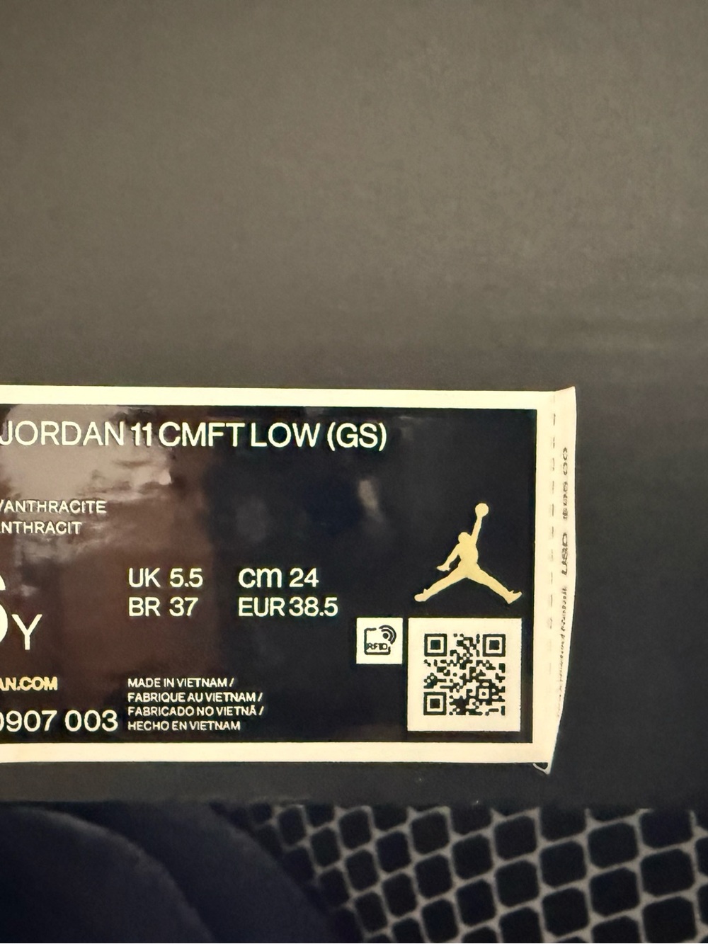Air Jordan 11 CMFT Low (Big Kid) New in Box - Picture 5 of 5